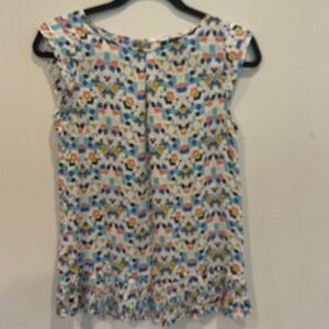New Directions  Women's Petite Small Multicolor Sleeveless Pleated Hem Blouse